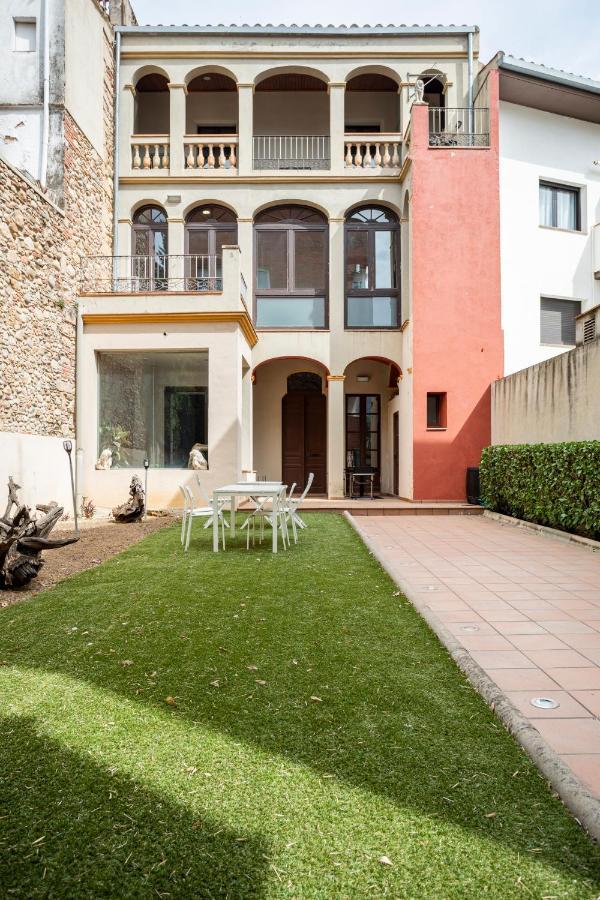 Apartamento ca n'Arago, edificio modernista del arquitecto Rafael Maso Santa Coloma De Farners Exterior foto